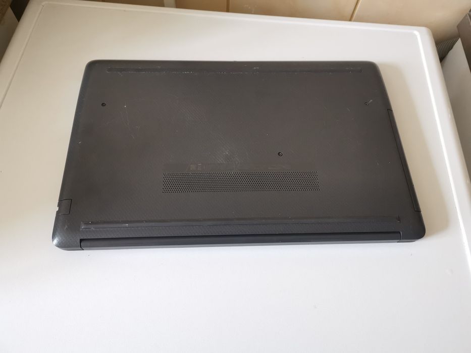 HP 255 g7 AMD video dedicat ssd, DDR 4