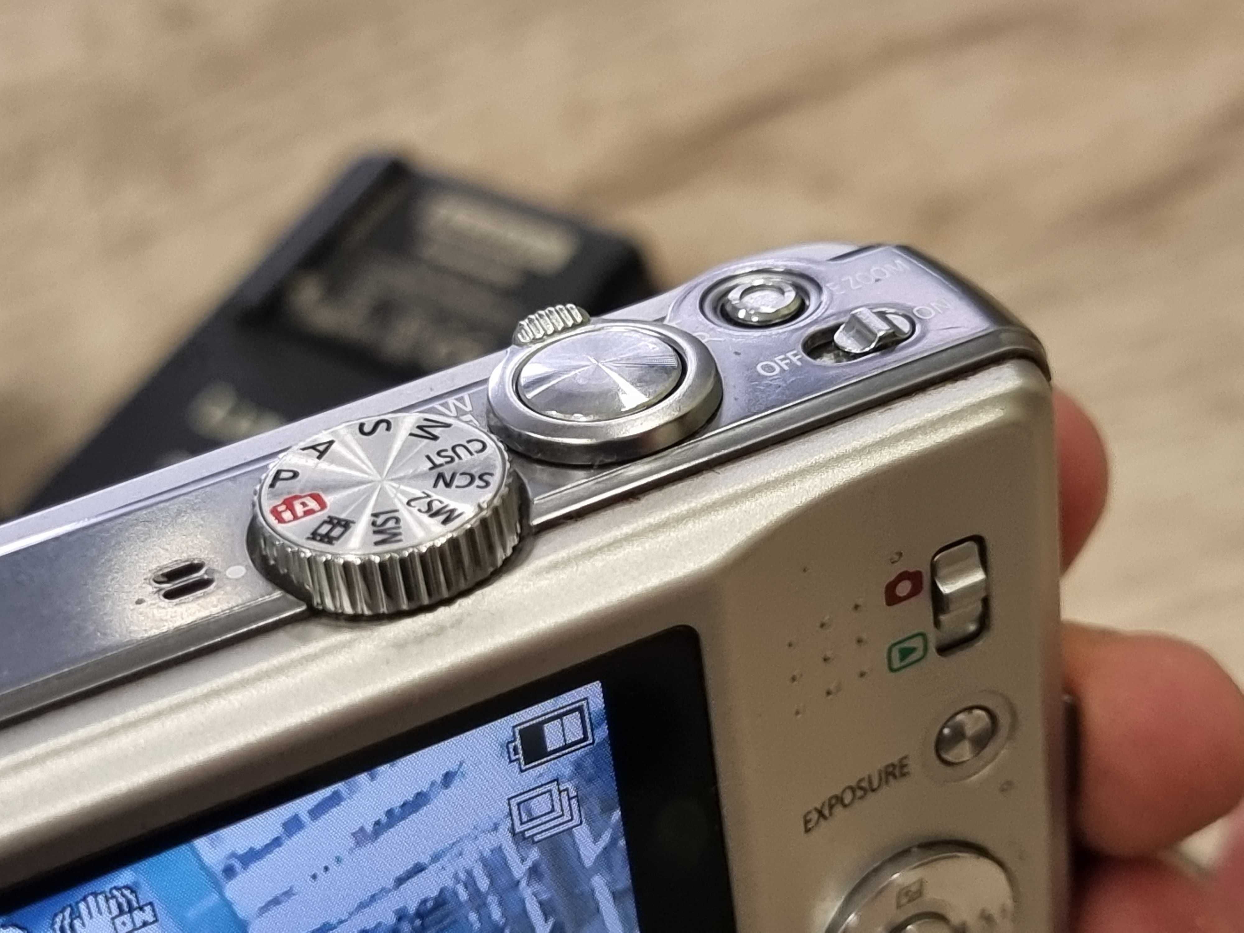 Фотоапарат Panasonic Lumix DMC-TZ18