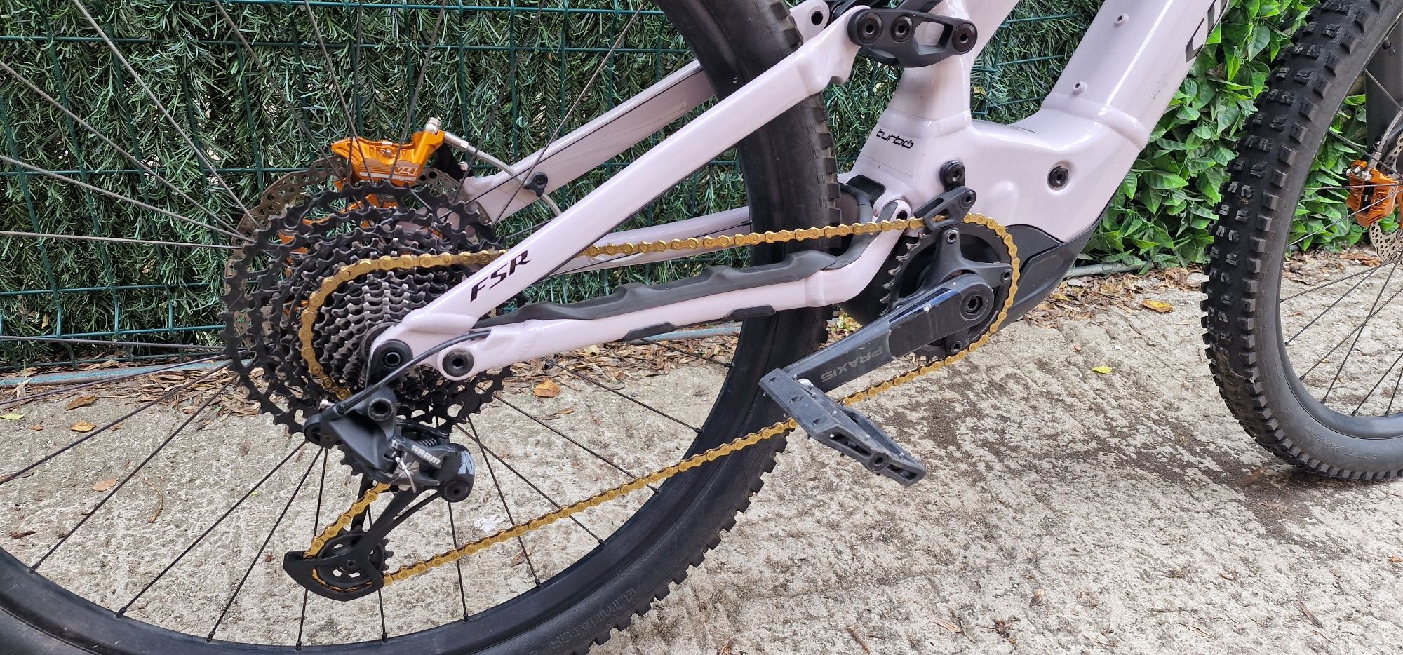 Електрическо колело Specialized Turbo Levo