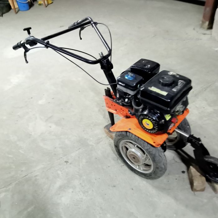 Продам мотоплуг культиватор