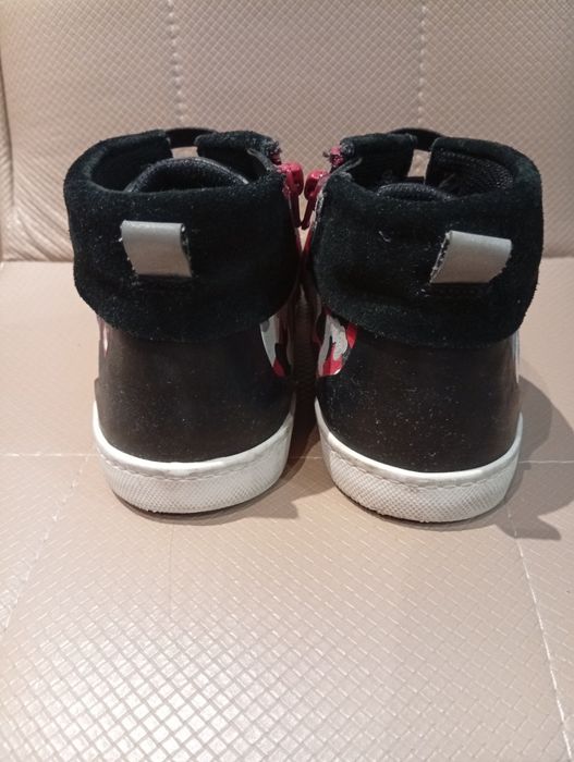 Детски боти, номер 35, цена 20лв