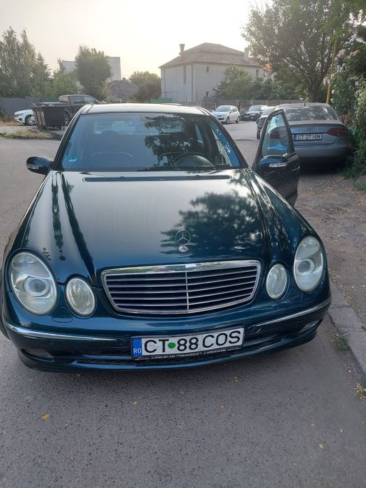 Mercedes w211 an 2003