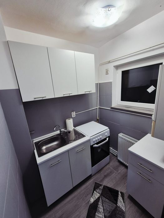 Garsoniera de inchiriat