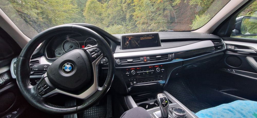 BMW X5 3.0d xDrive –213000km– Varianta ok cu o singură turbină –