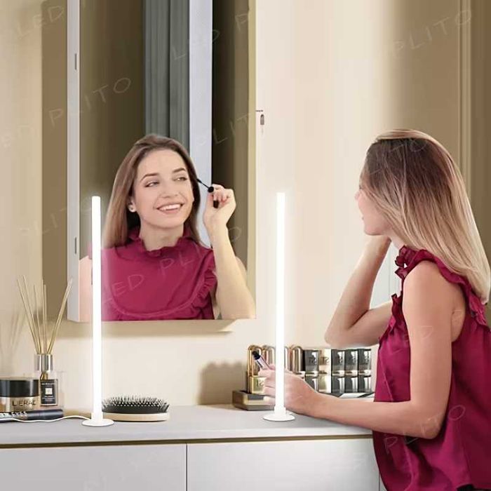 LED Лампа 40см – 3 Цвята Светлина и Дистанционно