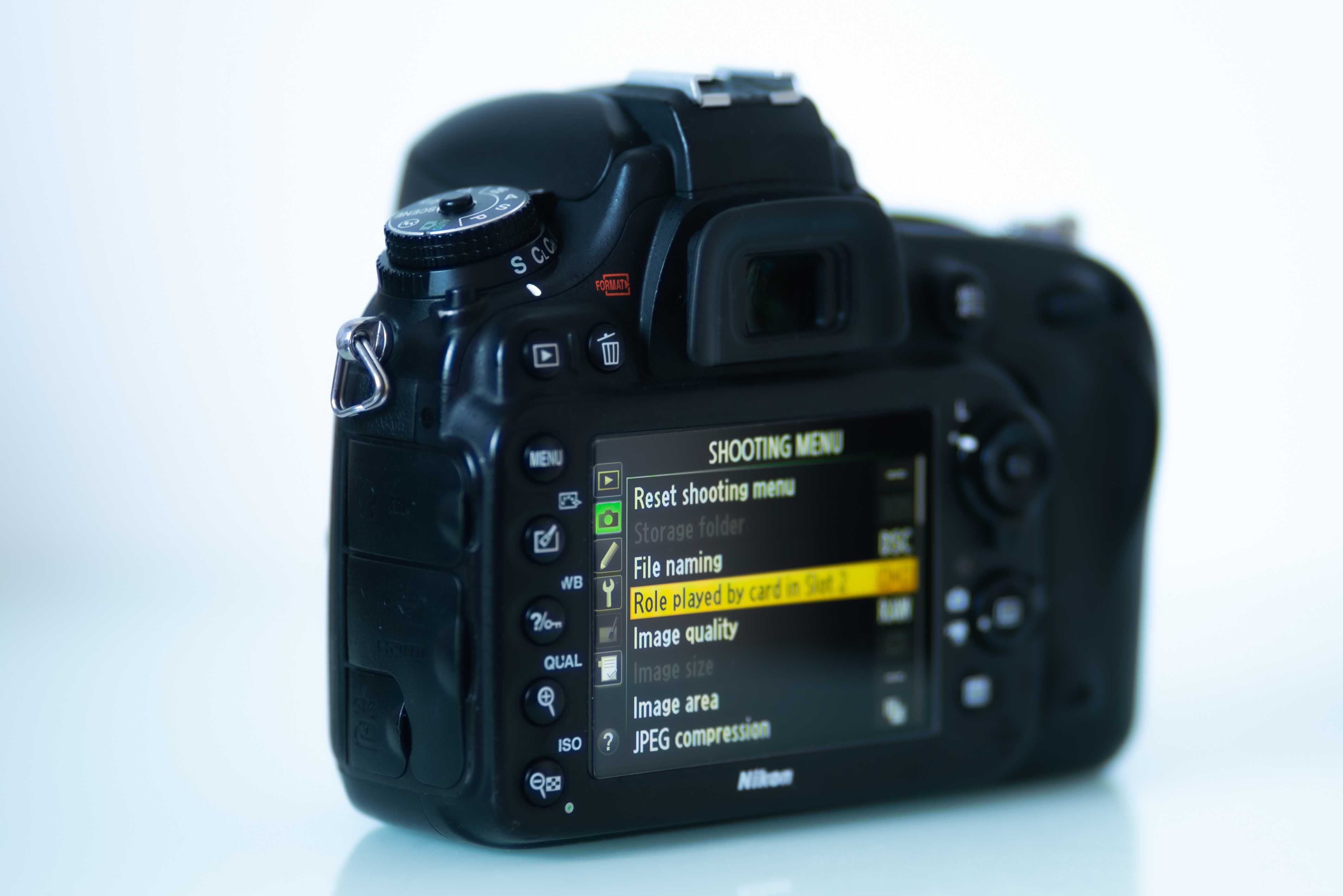 NIKON D600 FX in stare foarte buna de functionare