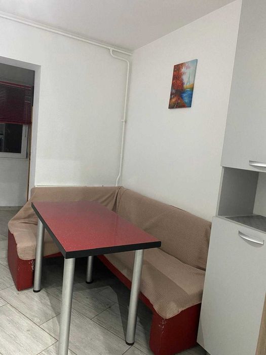 Inchiriez apartament 2 camere - zona Doamna Ghica