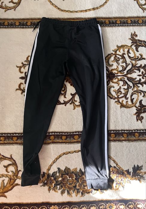 pantaloni de trening adidas