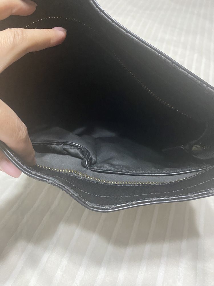 СРОЧНО!!!Продам кожаную сумку