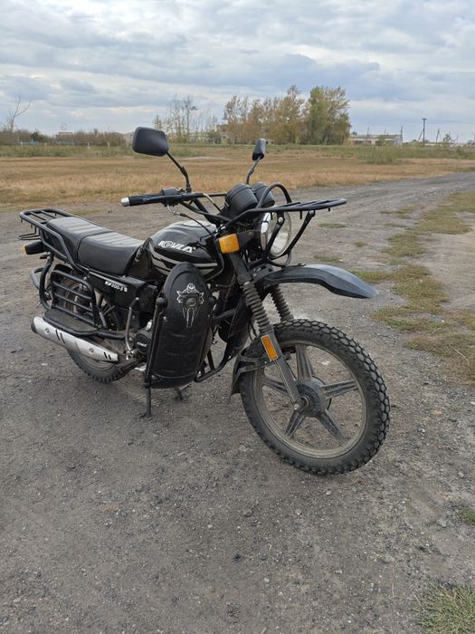 Продам мотоцикл 200 куб