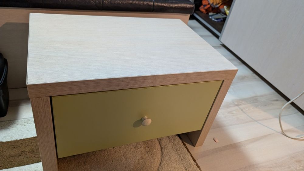 Детско легло и нощно шкафче