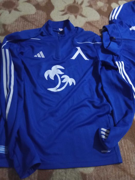 Левски СОФИЯ официялно тренировъчно горнище