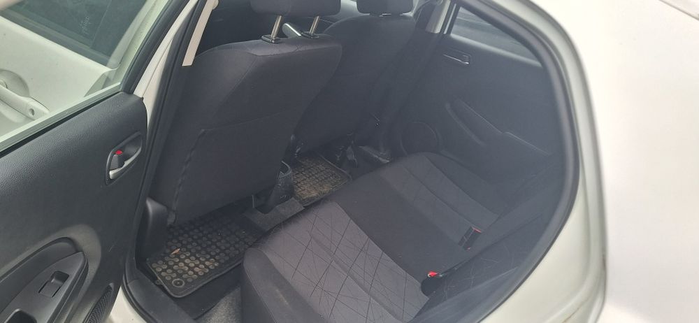 Мазда 2 автомат уникат