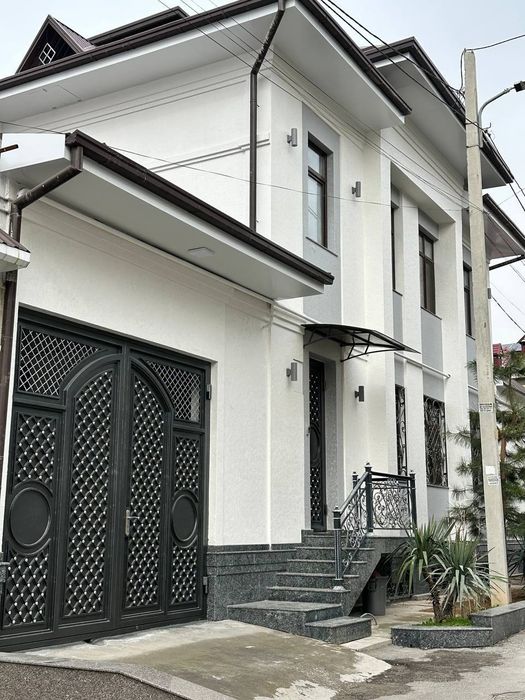 Срочно Продаётся новый Евродом паркентский тапоич 4-соток 3-уровень