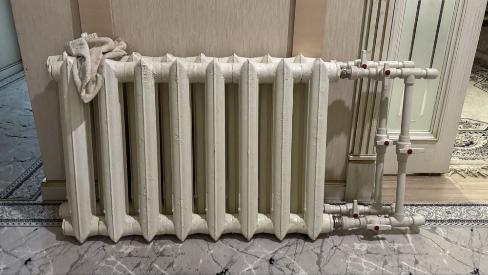 Радиатор чугунный