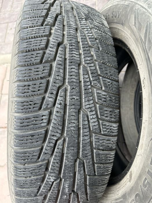 Зимняя резина Nokian 215/65/R16