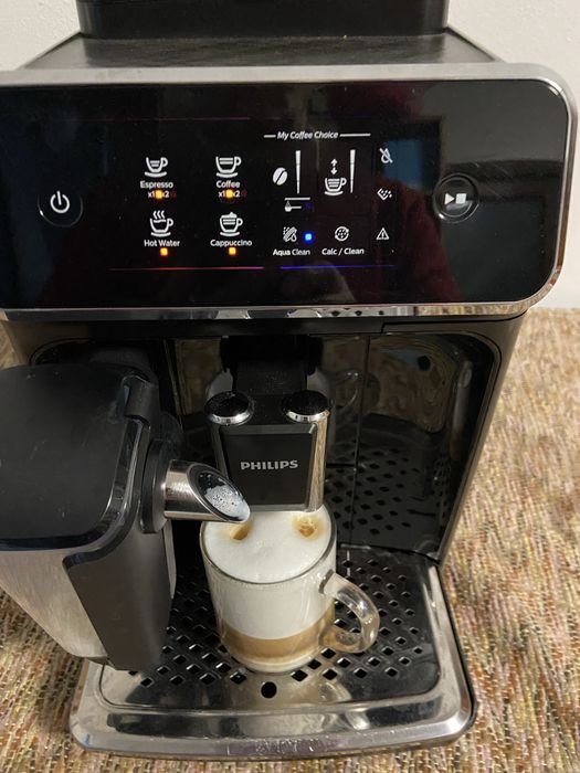 Espresor cafea Philips cu cana de lapte