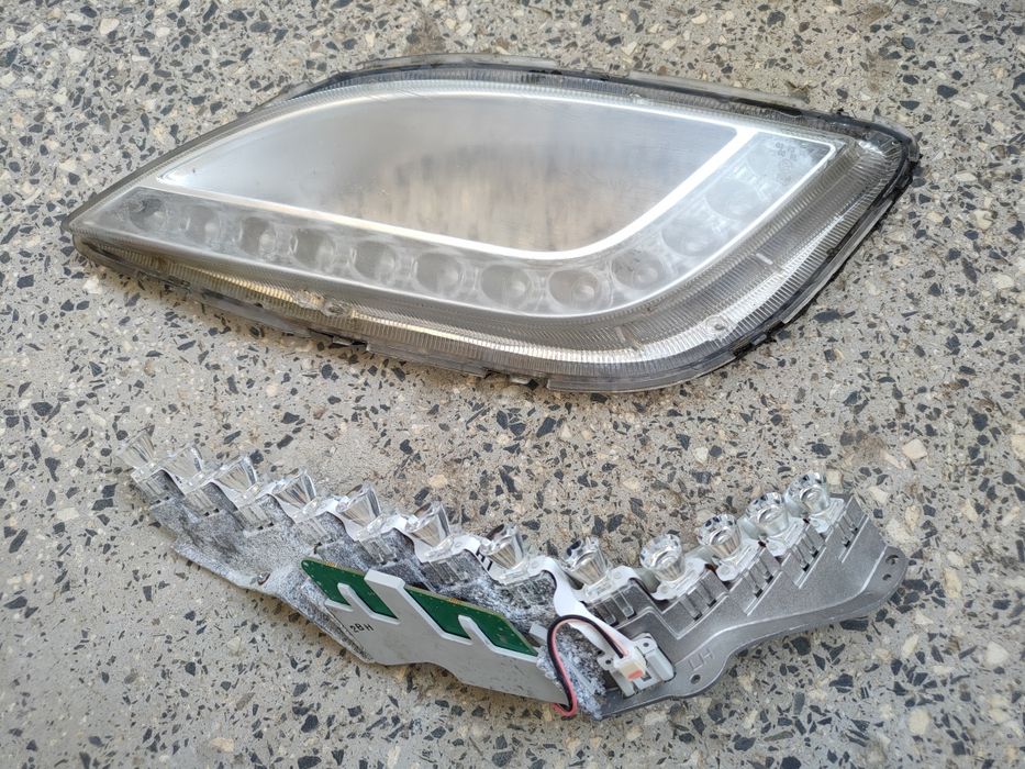 Ляв фар за мъгла на Hyundai i30 II