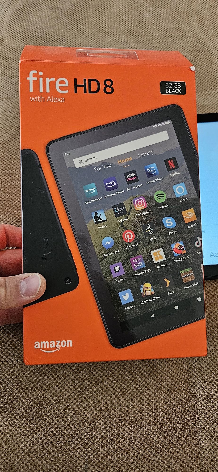 Таблет Amazon Fire HD 8, 8” HD дисплей, 32 GB,