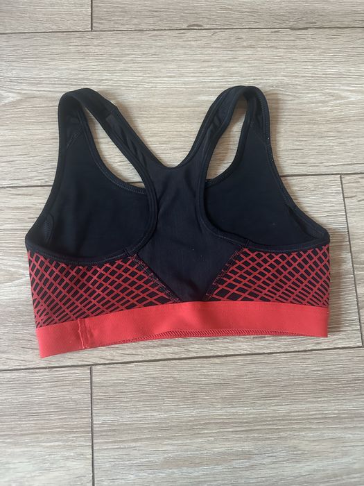 Спортно бюстие Nike