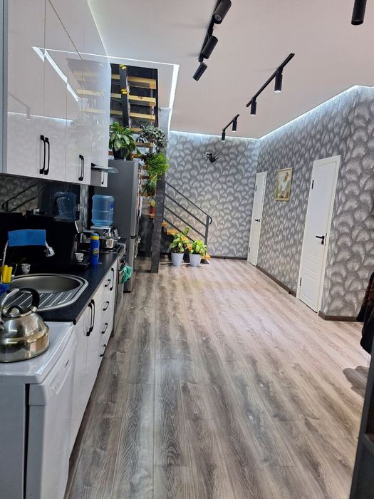 Котедж новый 4ком.2эт.с ремонтом.Двор,заезд для машины.Шумиловский гор