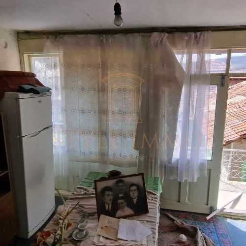 Продава се Къща в Разград, Промишлена зона - Изток - 70 кв.м за 425 €/кв.м - Снимка #8