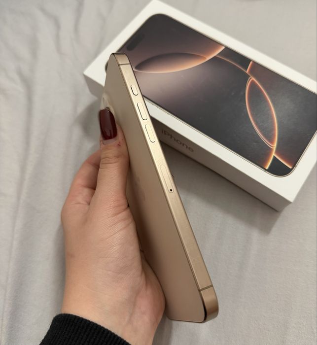 Vand Iphone 16 Pro Max