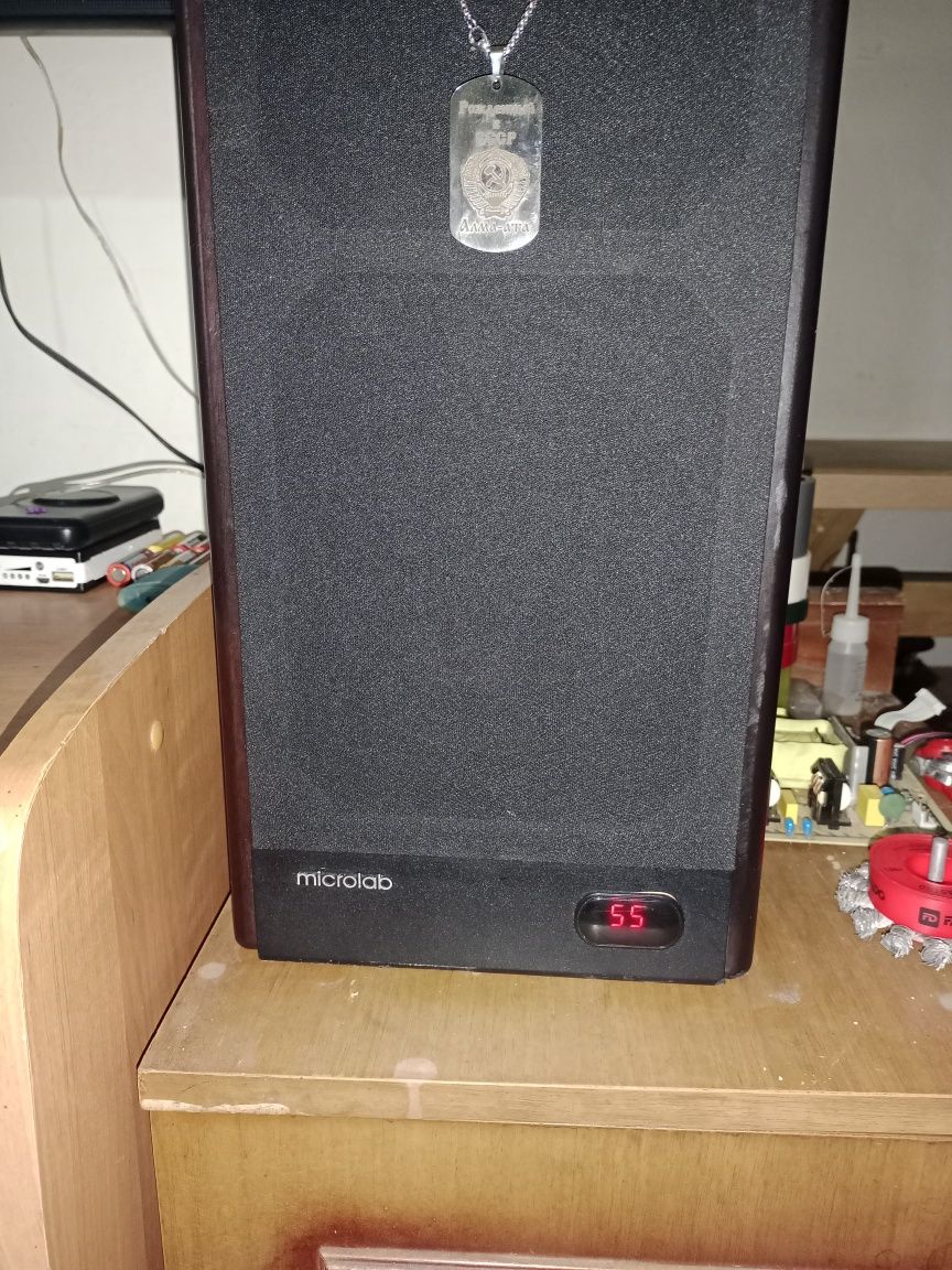 Продам колонки microlab solo7