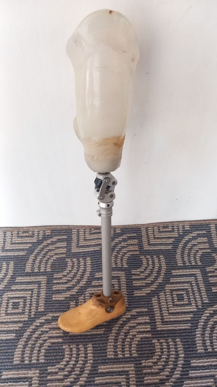 Holati udar oladiganlar aloqaga chiqsin