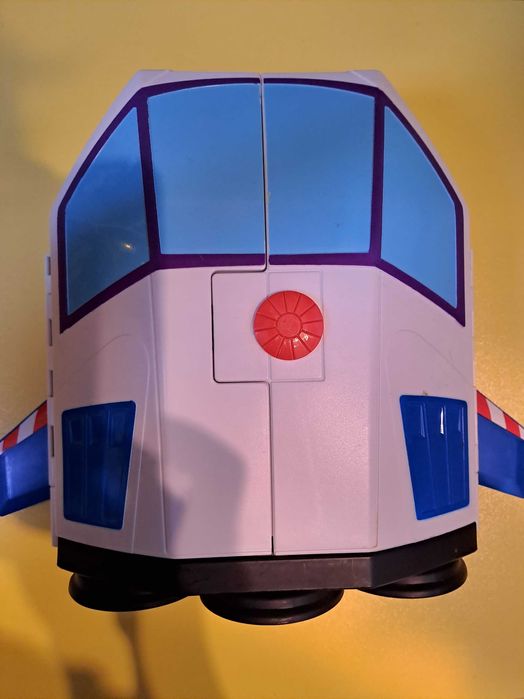 Космически кораб Играта на играчките