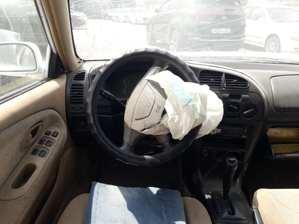 продам Митсубитси мираж 1999г 150тыч