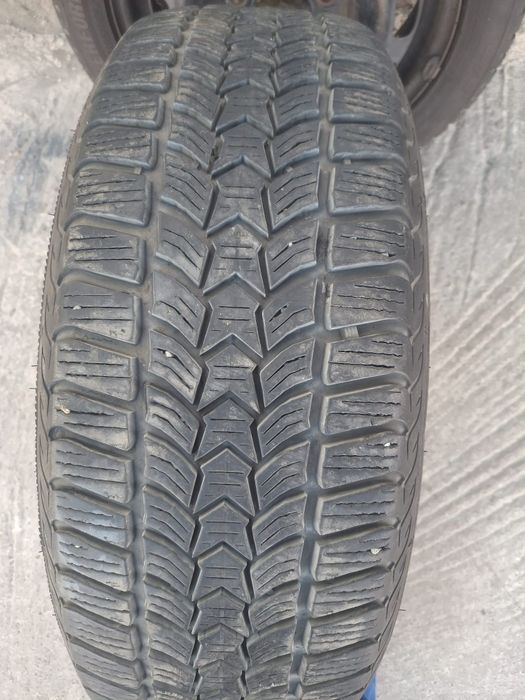 Anvelope Duster 215/65/16