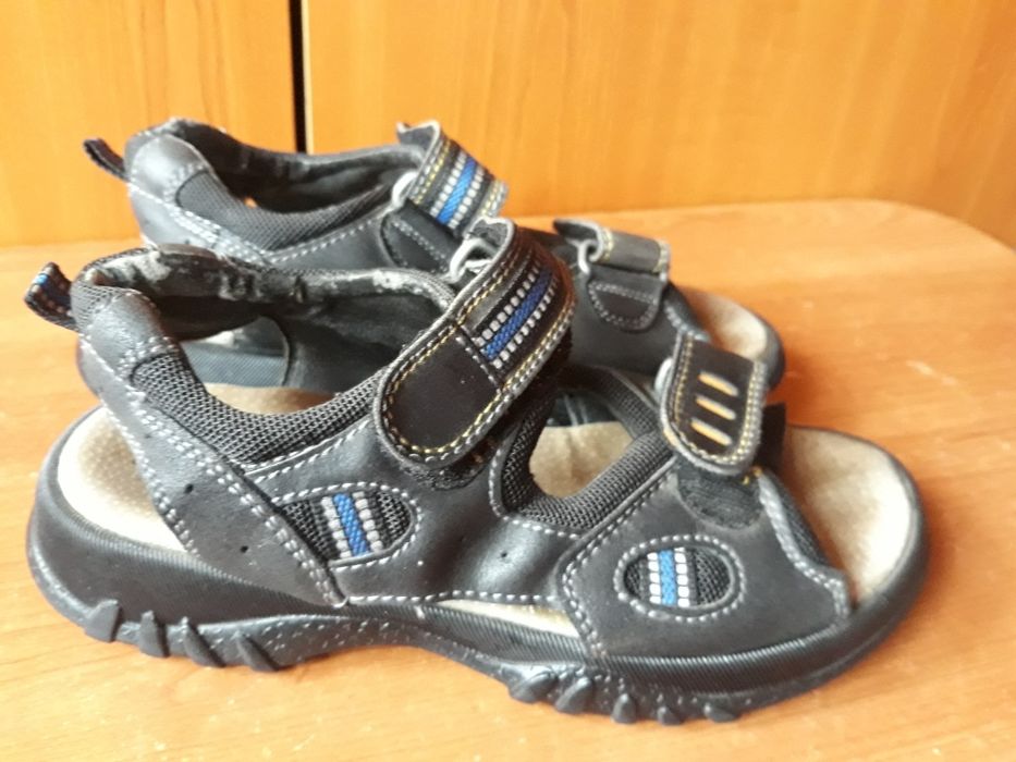 Sandale din piele nr. 35