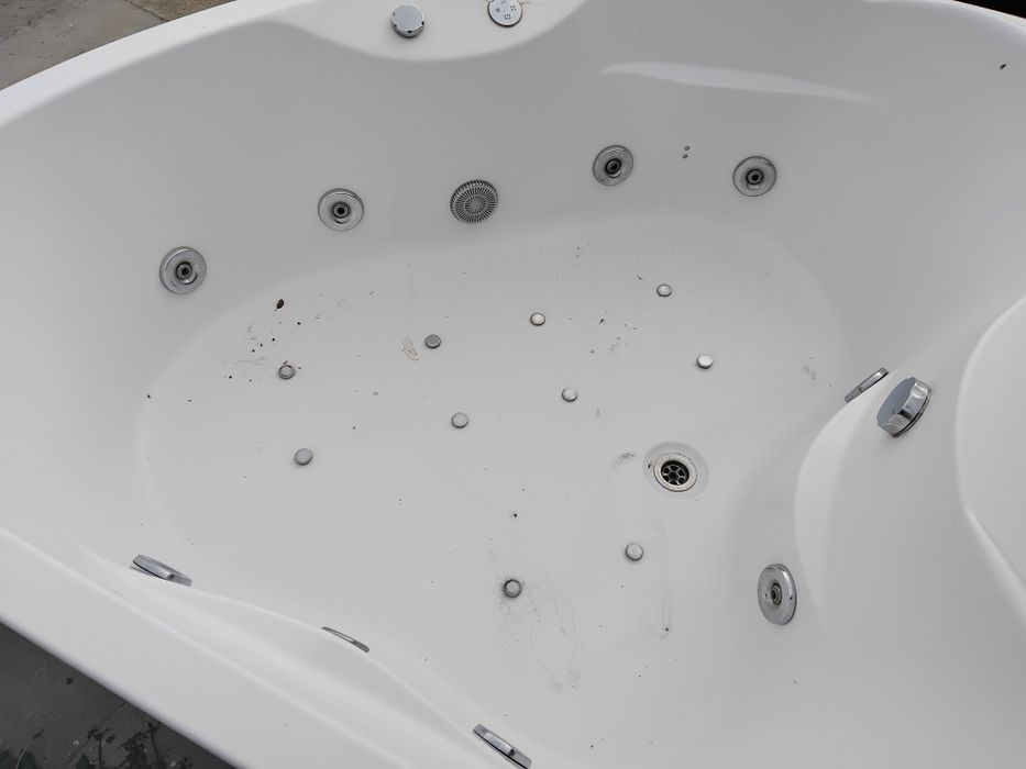 Джакузи, хидромасажна вана