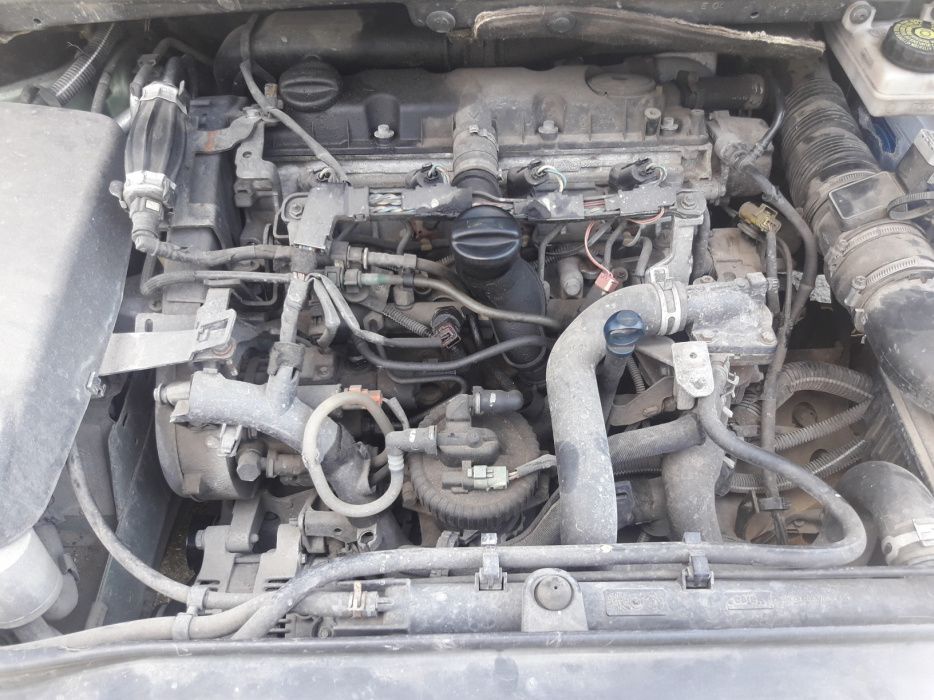 Пежо307 Peugeot307 2.0 HDI хечбек само на части