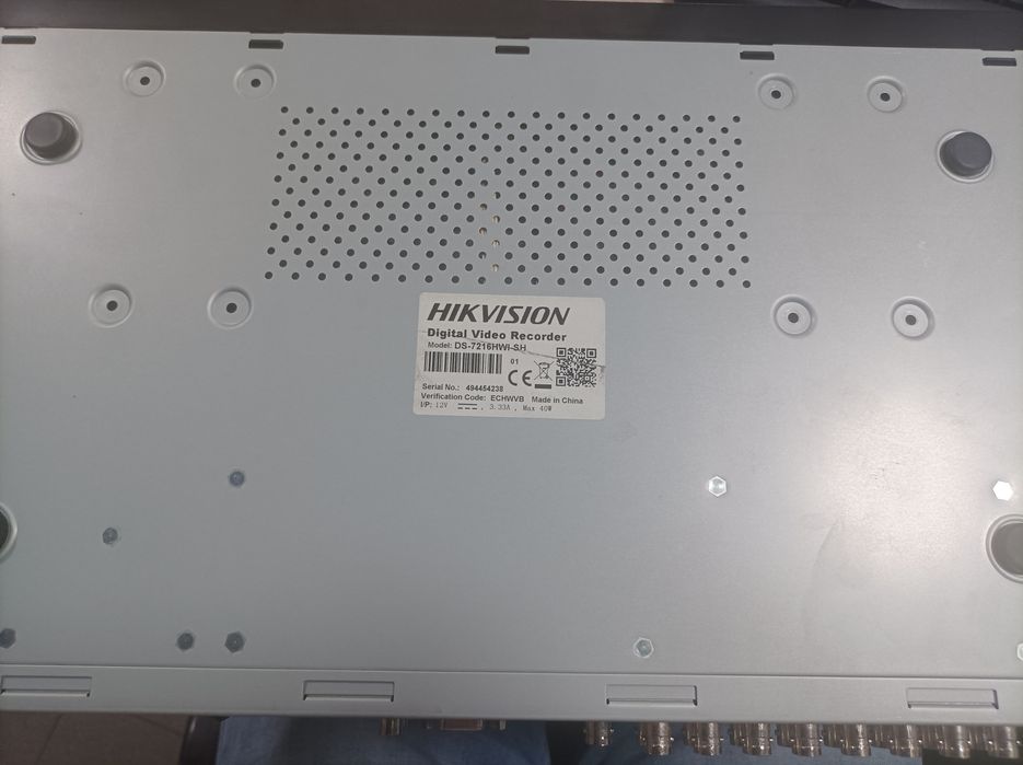 Видеорегистратор "HIKVISION"