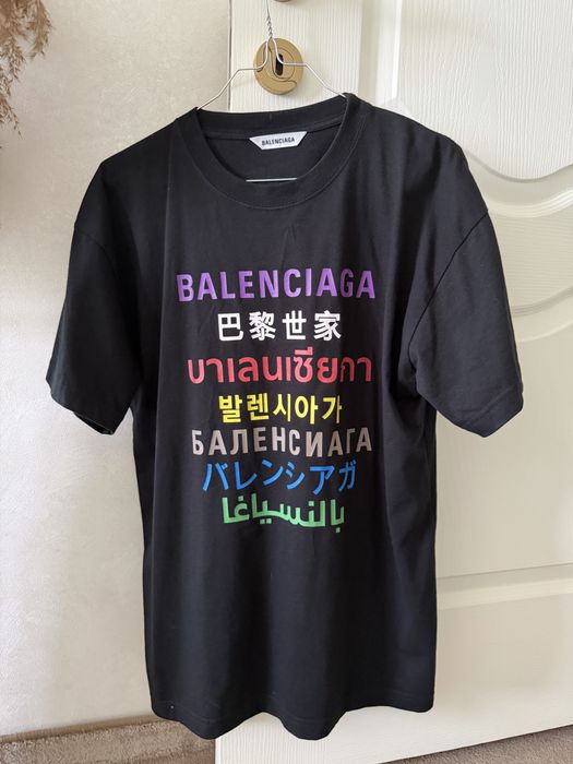 Оригинална тениска ‘Баленсиага’