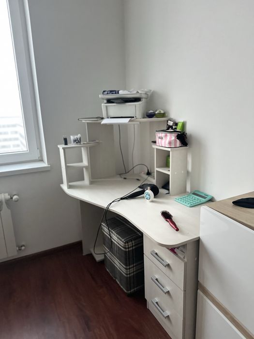 Стол компьютерный