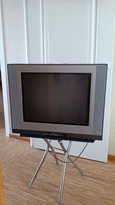 Продам телевизор