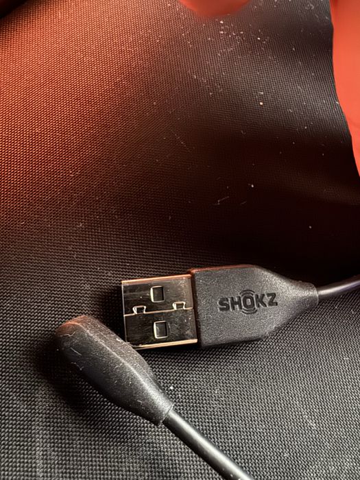 Cablu incarcare magnetic USB Shokz