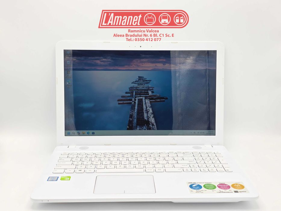 Laptop 15.6" HD Asus X541U White i3-6006U 8GB DDR4 256GB GeForce 920M