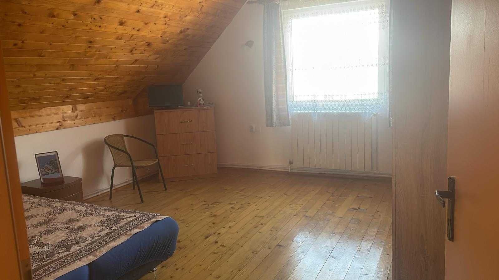Vand casa (de vacanta) in apropiere de localitatea Sighisoara