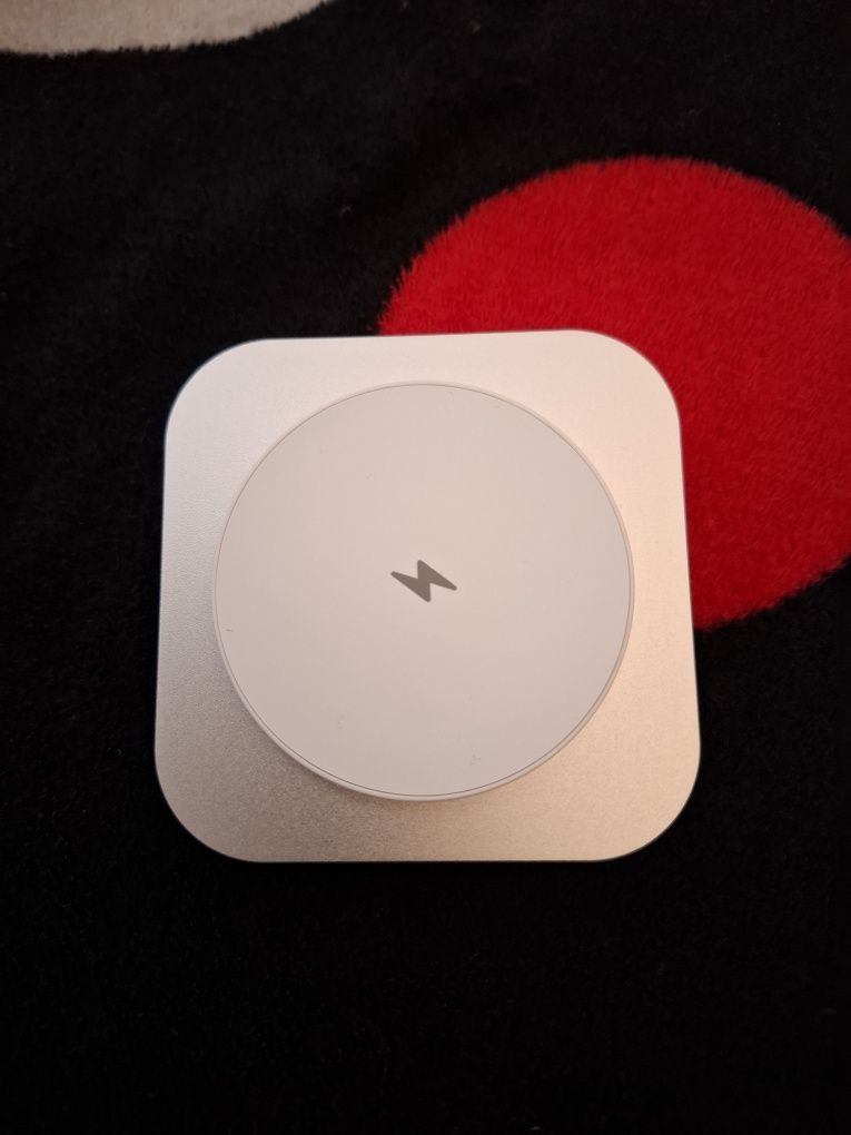 Vand incarcator wireless MagSafe pentru dispozitivele apple