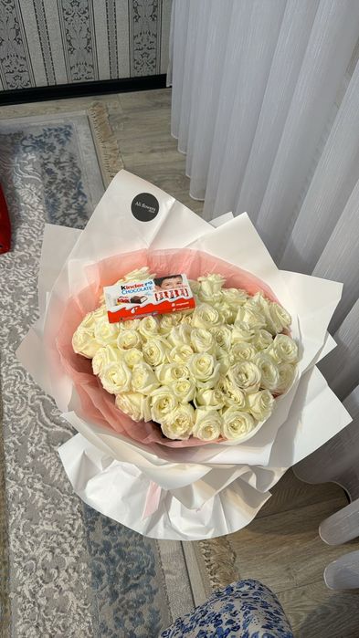 Белые розы 51 штук