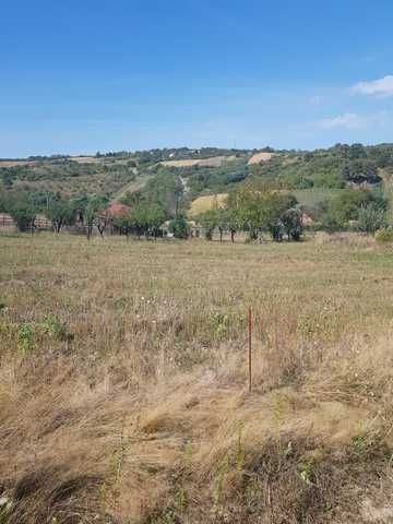 Vand teren 710 mp cu utilitati in sat AGHIRES, jud. Salaj