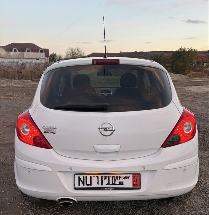 Opel Corsa 1.4 benzina euro5
