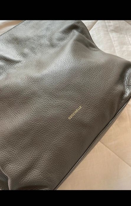 Coccinelle - geantă de mână  din piele naturală