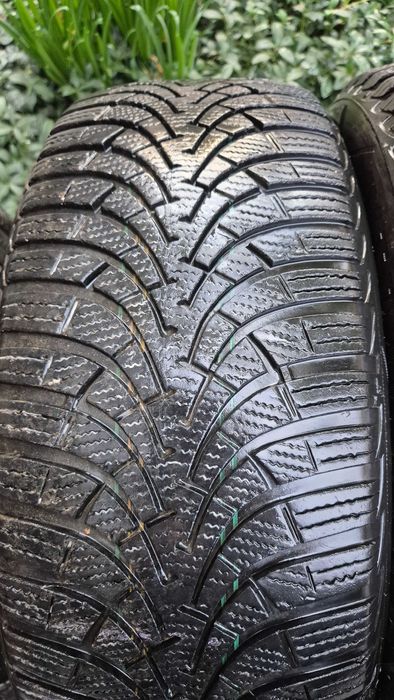 Goodyear ultra grip 9 205 55 16 зимни