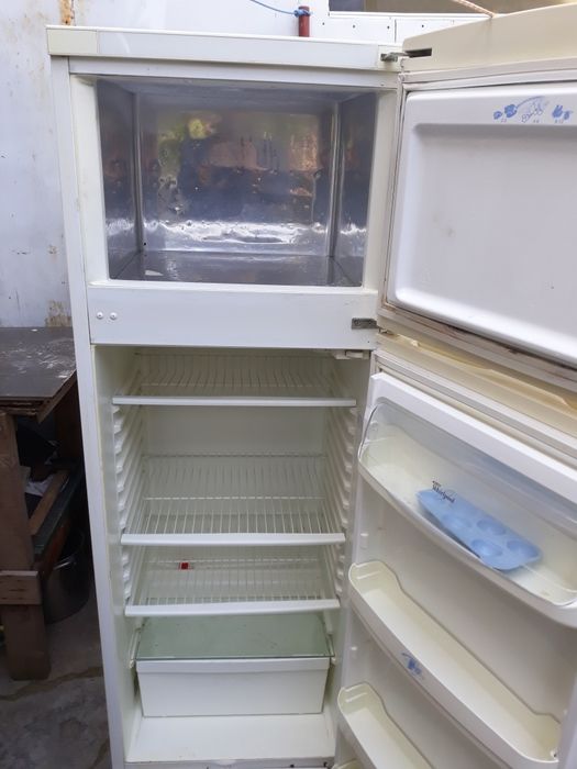 Combina frigorifica Arctic Beko whirpool