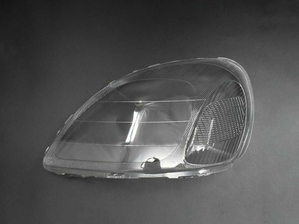 Стъкла за фарове на Toyota Yaris (1999-2003)  555